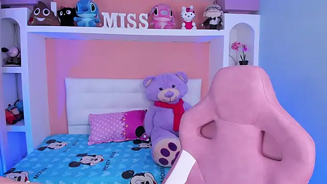 Snapshot of miss___megan chatting on 9, 10, 2025 miss megan online show from 9, 10, 2025