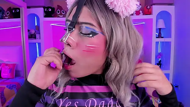 miss   megan online show from 8, 5, 2026
