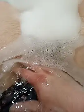 flo000031 online show from 16, 3, 2026