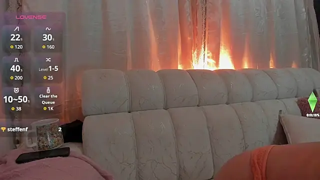 PamelaBliss online show from 5, 11, 2025