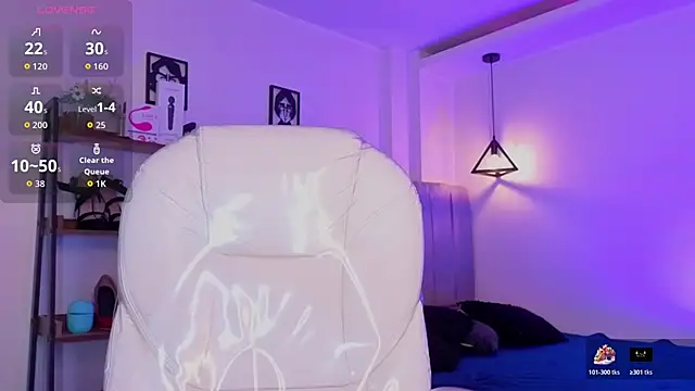 Miller Vanessa  online show from 30, 10, 2025