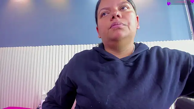 Snapshot of Aida-nicolle chatting on 29, 11, 2025 Aida-nicolle online show from 29, 11, 2025