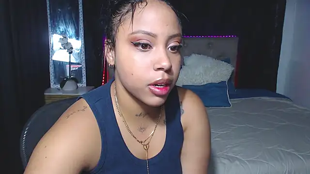 Snapshot of rebeka_kenye chatting on 21, 2, 2025 rebeka kenye online show from 21, 2, 2025