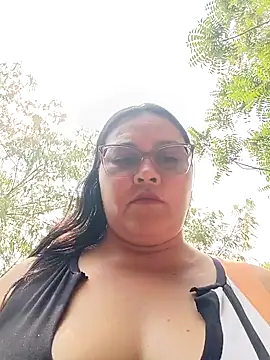 promiscuous-indecent-momm online show from 14, 2, 2026