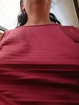 promiscuous-indecent-momm online show from 26, 5, 2026