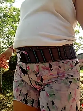 promiscuous-indecent-momm online show from 19, 4, 2026