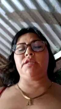 promiscuous-indecent-momm online show from 9, 3, 2025
