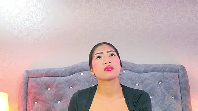 YesyHills online show from 4, 4, 2026