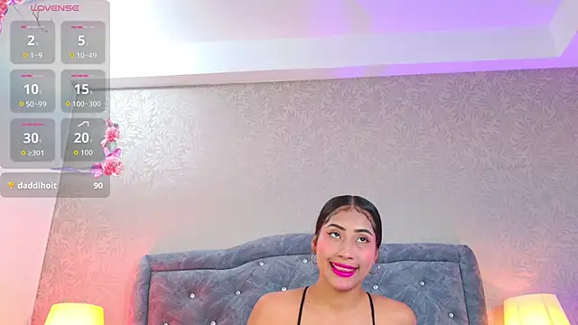 YesyHills online show from 5, 3, 2026