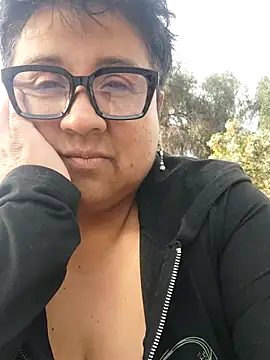 erinadarling79 online show from 16, 10, 2025