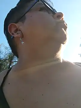 erinadarling79 online show from 2, 10, 2025