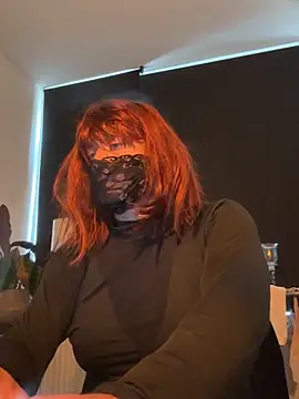 Bleueyez007 online show from 21, 9, 2025