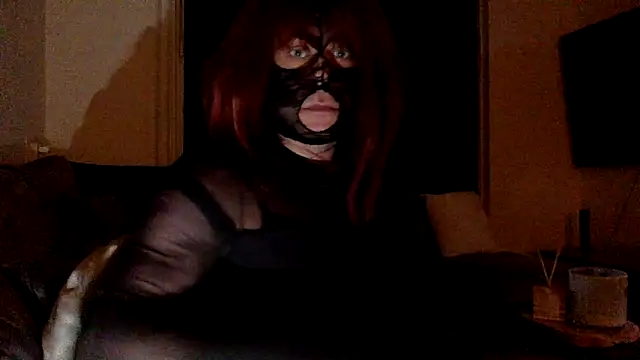 Bleueyez007 online show from 13, 5, 2026