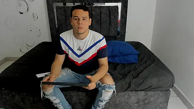 Isak Millan online show from 16, 10, 2025