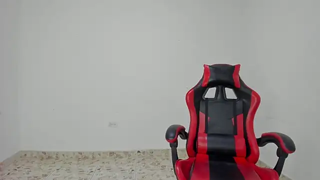 Isak Millan online show from 10, 10, 2025