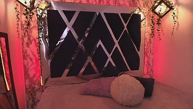 charlotte bluee online show from 15, 10, 2025