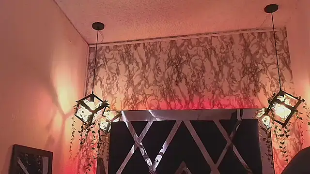 charlotte bluee online show from 14, 10, 2025