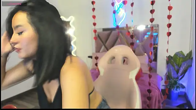 LUDO KITTY TAY online show from 15, 2, 2025
