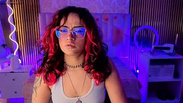 kristen tay online show from 29, 3, 2026