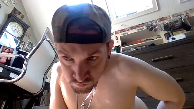 Snapshot of Sk00byJaXxX212 chatting on 14, 3, 2025 Sk00byJaXxX212 online show from 14, 3, 2025