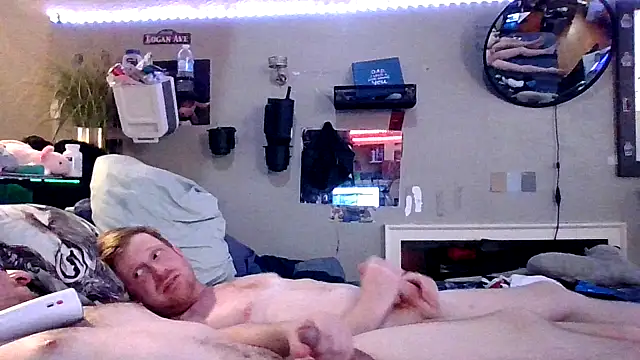 Snapshot of Sk00byJaXxX212 chatting on 11, 4, 2026 Sk00byJaXxX212 online show from 11, 4, 2026