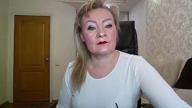 Victoria secrets  online show from 23, 11, 2025