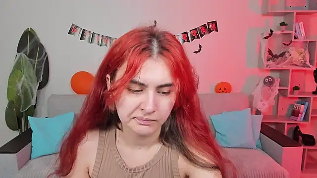 Snapshot of GabriellaMays chatting on 25, 10, 2025 GabriellaMays online show from 25, 10, 2025