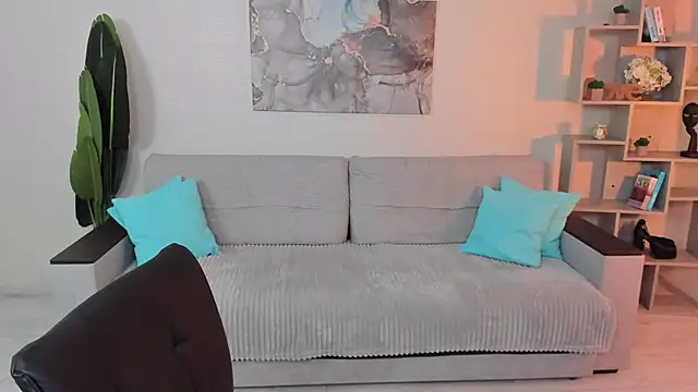 Snapshot of GabriellaMays chatting on 11, 10, 2025 GabriellaMays online show from 11, 10, 2025