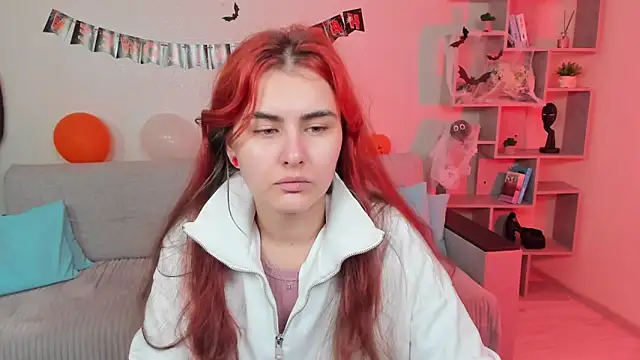 Snapshot of GabriellaMays chatting on 26, 10, 2025 GabriellaMays online show from 26, 10, 2025