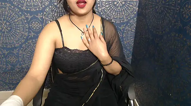 Snapshot of megancatluna chatting on 4, 3, 2025 megancatluna online show from 4, 3, 2025