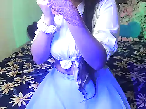 Snapshot of megancatluna chatting on 25, 9, 2025 megancatluna online show from 25, 9, 2025