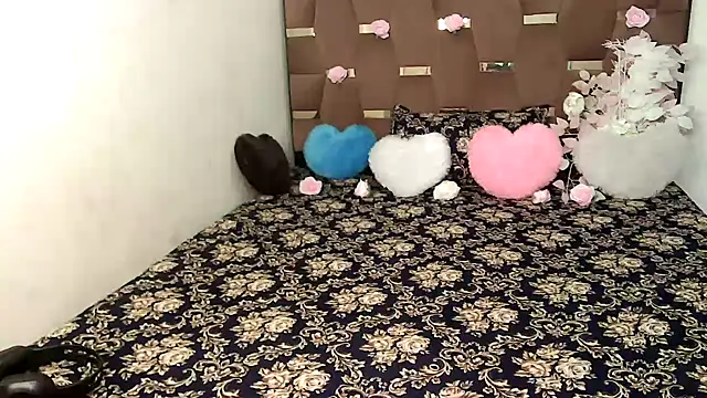 megancatluna online show from 22, 10, 2025