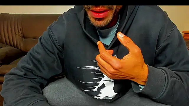 sexyhotmusclesforyou1 online show from 3, 4, 2026