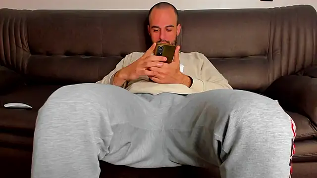 sexyhotmusclesforyou1 online show from 2, 3, 2025