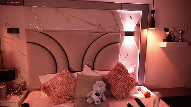 Julieta priv online show from 20, 4, 2026