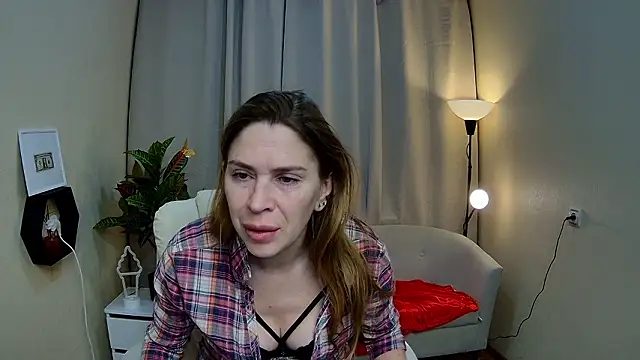 TessaDaybreak online show from 22, 2, 2026