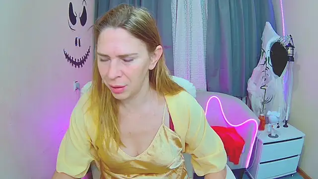 TessaDaybreak online show from 4, 11, 2025