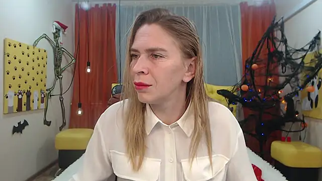 TessaDaybreak online show from 11, 10, 2025