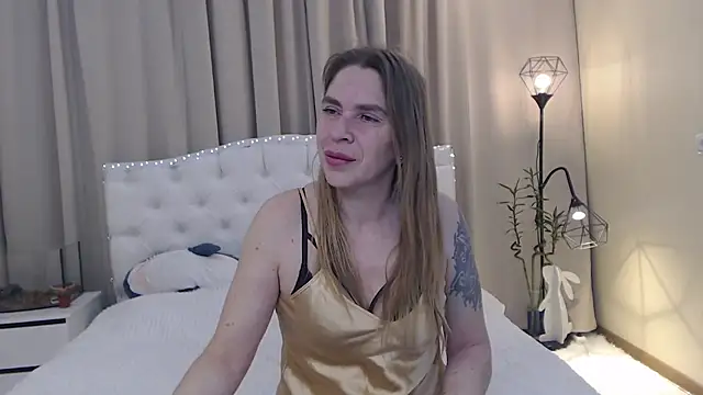 Snapshot of TessaDaybreak chatting on 9, 5, 2026 TessaDaybreak online show from 9, 5, 2026