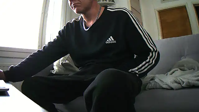Snapshot of Teemu chatting on 17, 1, 2026 Teemu online show from 17, 1, 2026