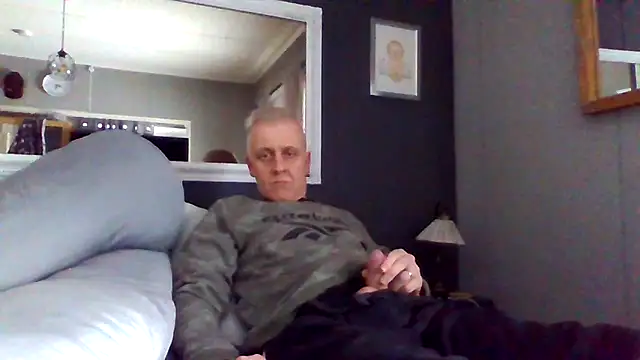 Snapshot of Teemu chatting on 18, 3, 2025 Teemu online show from 18, 3, 2025