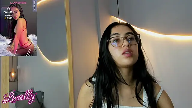 lucelly 15 online show from 19, 10, 2025