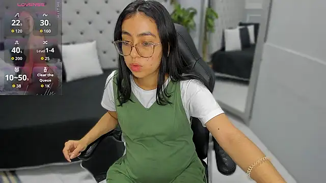 lucelly 15 online show from 4, 2, 2026