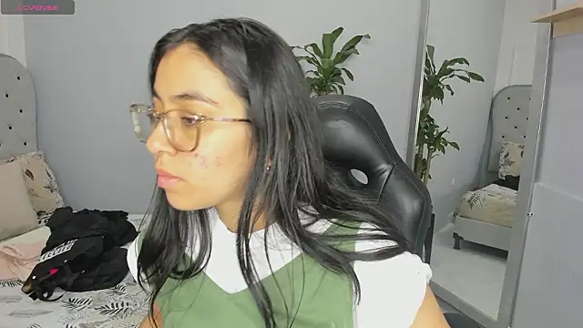 lucelly 15 online show from 24, 2, 2026