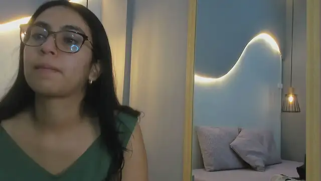 lucelly 15 online show from 23, 11, 2025