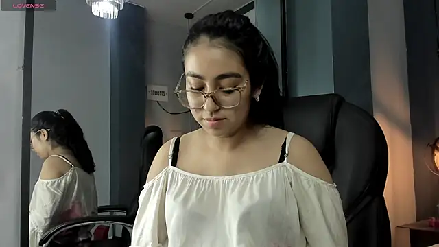 lucelly 15 online show from 1, 2, 2026