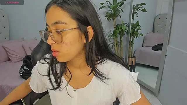 lucelly 15 online show from 26, 2, 2026