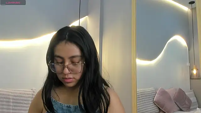 lucelly 15 online show from 18, 1, 2026