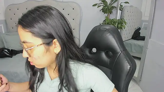 lucelly 15 online show from 22, 2, 2026