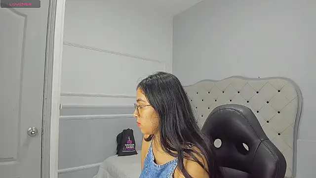 lucelly 15 online show from 16, 2, 2026